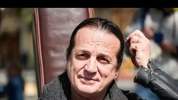 "Arrêtez de nous faire chier" : une femme porte plainte contre Francis Lalanne, trois...