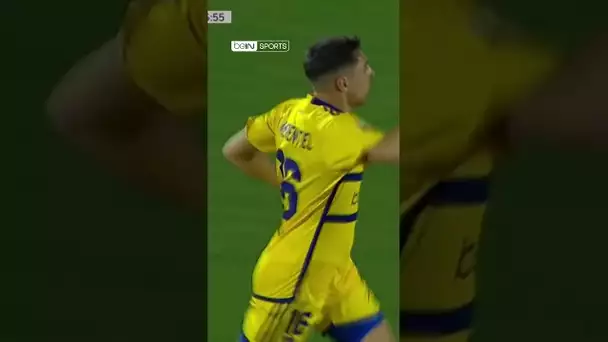 🔥 Merentiel de #BocaJuniors se la joue Shaolin Soccer avec un high kick pour marquer !