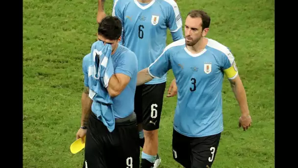 Copa America : Luis Suarez inconsolable, en larmes, après son tir au but manqué