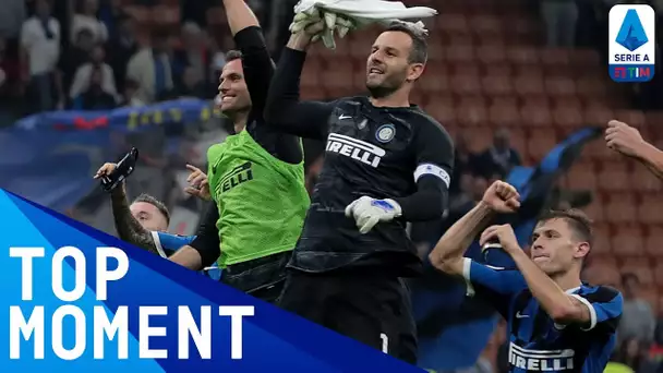 Unbelievable save from Handanović keeps Lazio out! | Inter 1-0 Lazio | Top Moment | Serie A