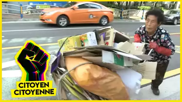 A 80 ans, elle ramasse les cartons dans la rue pour survivre
