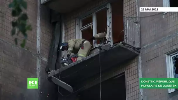Un quartier résidentiel de Donetsk bombardé par les forces armées ukrainiennes