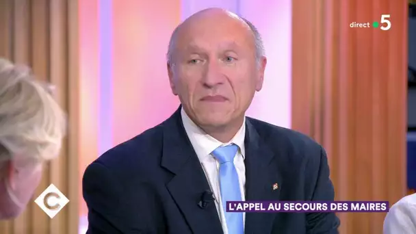 L’appel au secours des maires - C à Vous - 17/09/2019