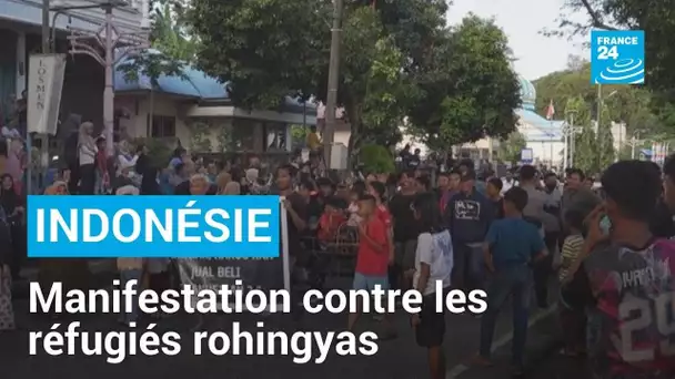 Indonésie : des centaines de personnes manifestent contre les réfugiés rohingyas • FRANCE 24