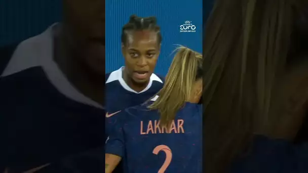 Marie-Antoinette Katoto ouvre le score contre l'Angleterre ! (Euro féminin 2025)  #WEURO2025