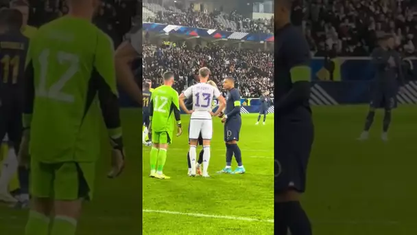 Ce qu’il s’est passé avant le pénalty de Kylian Mbappé 👀