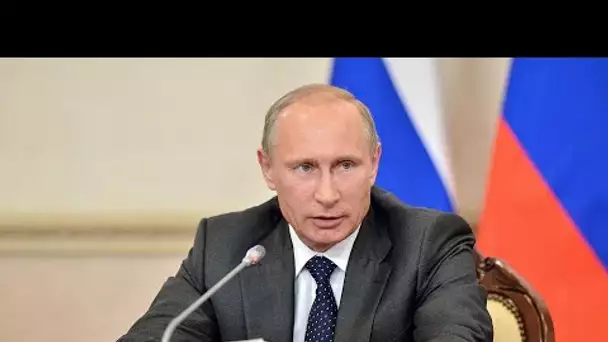 Vladimir Poutine prend part à une réunion du Conseil de coordination
