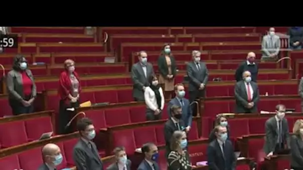 Quand l'Assemblée nationale apprend debout l'abominable attentat de Conflans-Saint-Honorine