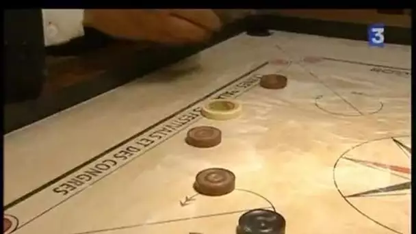 Le Salon des jeux de société et le jeu du carrom