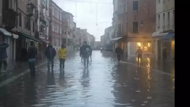 La ville de Venise est inondée à cause des digues non déclenchées