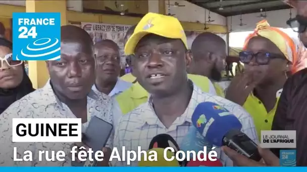En Guinée, la rue fête l'ancien président Alpha Condé • FRANCE 24