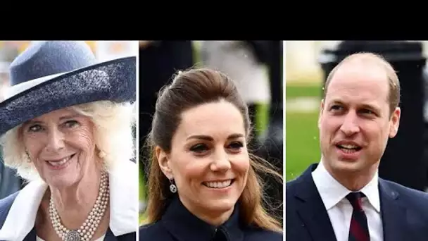 William gronde son épouse Kate Middleton en public, une situation similaire avec Camilla Parker-Bo