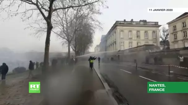 Nantes : La police utilise des canons à eau contre les manifestants