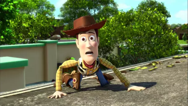 Toy Story 3 - Extrait - Woody met les voiles ! I Disney