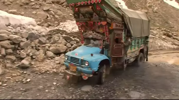 Transport de marchandises à hauts risques au Pakistan