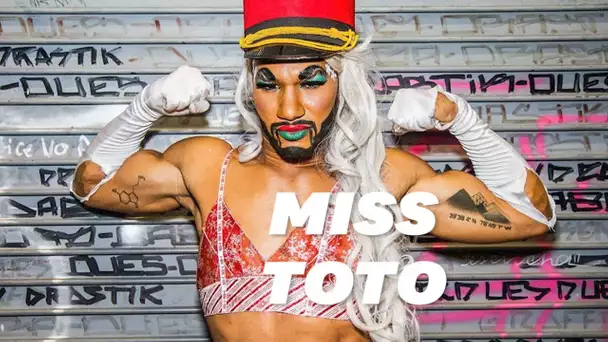 Bodybuilder le jour, drag-queen la nuit, il passe d'un monde à l'autre en un battement de cils