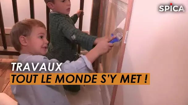 Travaux : Ils construisent leur maison en famille