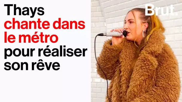 Elle chante dans le métro et vit dans son van pour réaliser son rêve