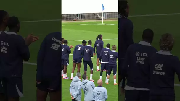 Ce bonbon de Jules Koundé /10 ? 🍬 #shorts #football #equipedefrance