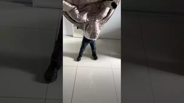 SA TECHNIQUE POUR METTRE SON BLOUSON TOUTE SEULE 🤗