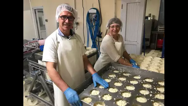 50 ans de l'AOP fourme d'Ambert : un fromage d'Auvergne qui s'exporte jusqu'à Hong Kong !