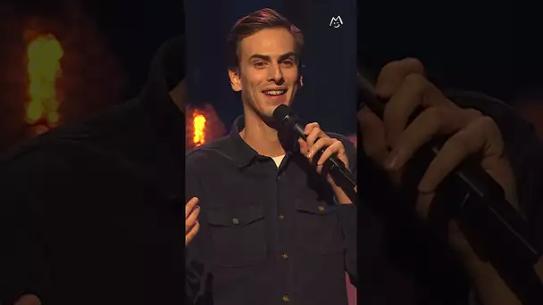 Rodrigue met la daronne à l'abri 😂💸 #Humour #StandUp #Sketch #Comédie #MontreuxComedy