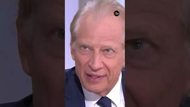 "Sarkozy, Hollande et Macron ont joué à être président" pour de Villepin