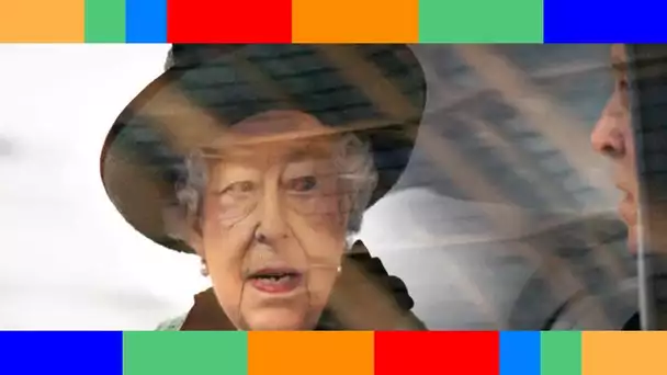 👑  PHOTO – Elizabeth II affaiblie mais tenace : la reine entourée de sa famille pour l’hommage au p