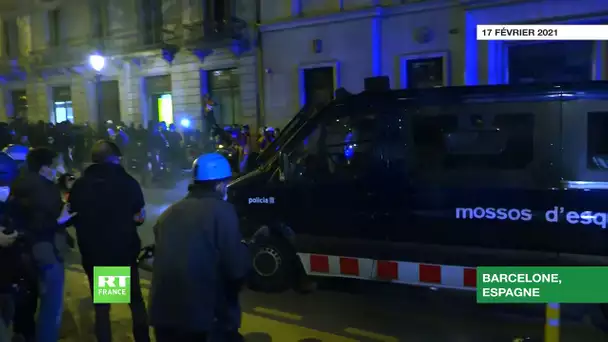 Barcelone : heurts entre manifestants et police après l’emprisonnement du rappeur Hasél