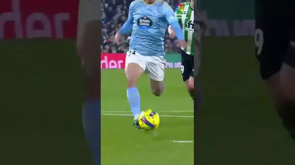 What a goal Gabri Veiga ! ⚽😍 #shorts #laligasantander #celta #betis