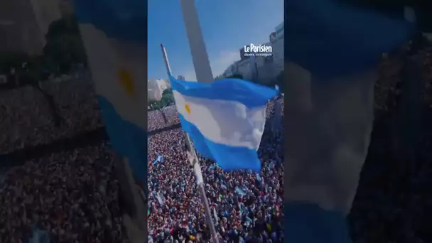 La foule en liesse à Buenos Aires, filmée par un drone