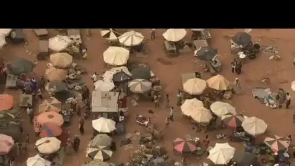 Burkina Faso : cour d'école à Bobo Dioulasso