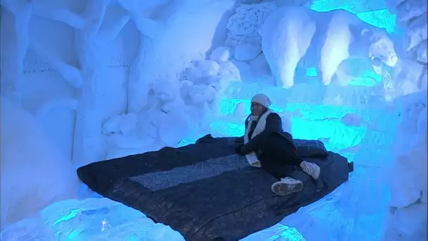 SPECTACULAIRE  ICE HOTEL : 3000 m²  de glace du sol au plafond.