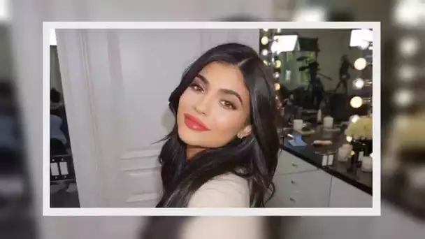 ✅  VIDEO. Kylie Jenner et Elton John donnent chacun 1 million de dollars pour l’Australie