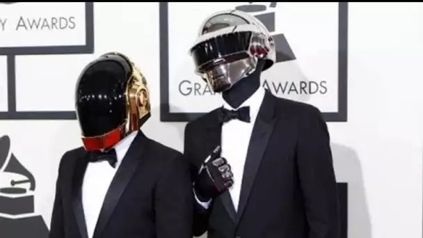 Daft Punk : Patrick Cohen dérape sur le plateau de C à Vous… et atomise...