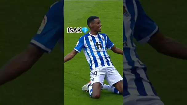 Isak’s Finest Moment 💎⚽