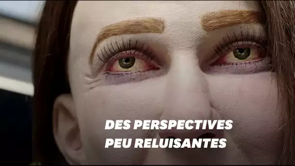 Ce mannequin montre comment va évoluer la santé des employés de bureau en 20 ans