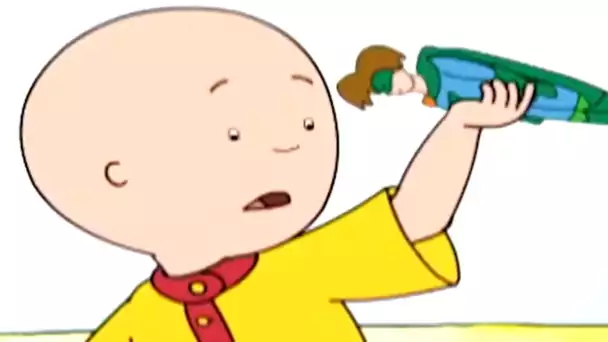 Caillou et les figurines de super-héros | Caillou en Français