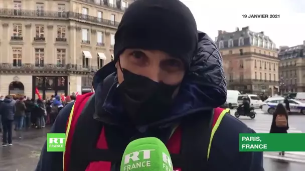Paris : des compteurs Linky jetés devant le siège de la République en Marche
