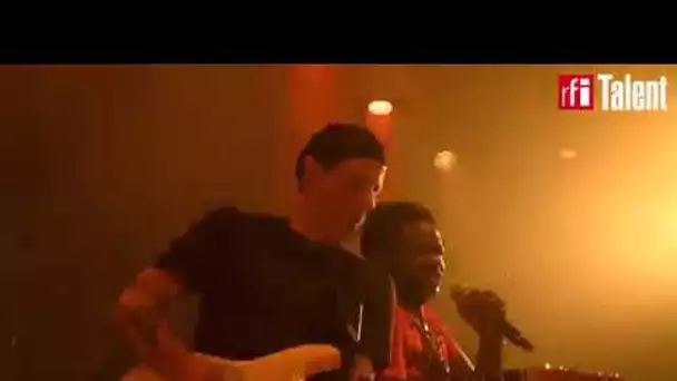 Jacob Salem & Somkieta jouent "Nanluli" Live à Paris