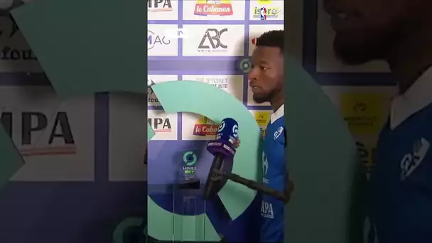 😅 Quand Mamadou Diallo confondait le socle et le trophée d'homme du match ! #Shorts