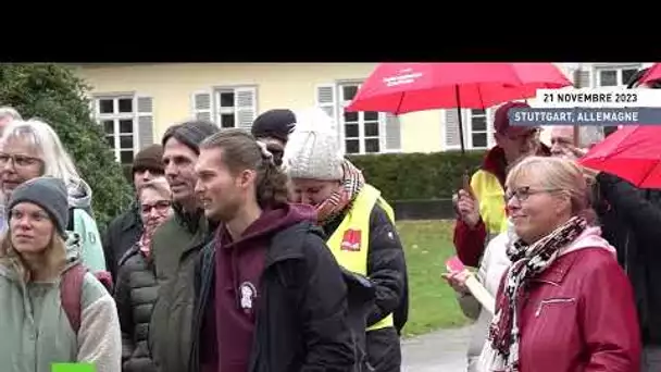 Manifestation d'étudiants et d'enseignants à Stuttgart pour réclamer des salaires plus élevés