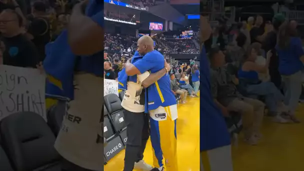 Swizz Beats & Alicia Keys courtside in the Bay! 🤩 #NBACelebRow | #Shorts