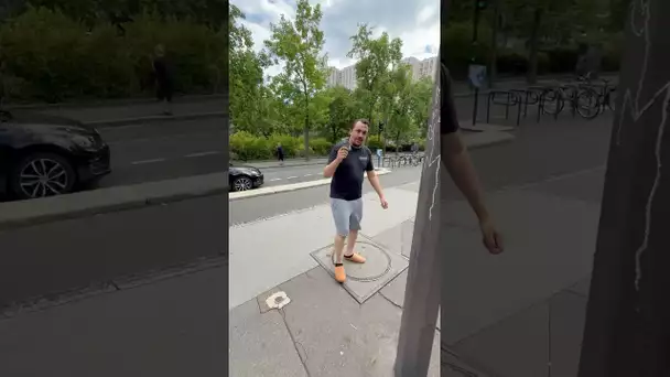 À 5000 likes je fait une dégustation 🍔+ ouverture Pokémon en short. Je live sur YouTube maintenant