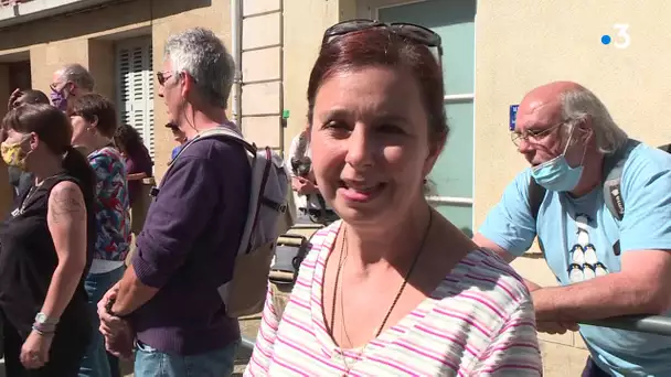 Foix : une centaine de manifestants participe à la marche blanche pour l'ours ce matin