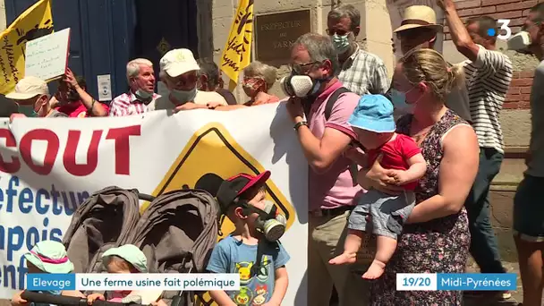 Un collectif d'habitants opposé à l'extension d'une ferme-usine à Lescout dans le Tarn