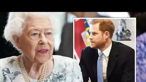 Le prince Harry décrit une conversation déchirante avec la reine après "32 appels manqués"