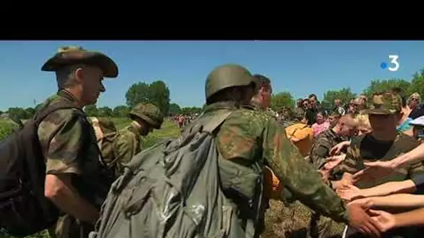 Parachutistes Marais de la Fiere