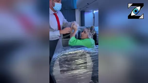 [Zap Net] Folie : une femme se barricade en plein vol, en avion, avec du cellophane... (15/06/23)