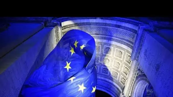 Pourquoi le drapeau européen installé, puis retiré sous l’Arc de Triomphe est-il autant la cible de